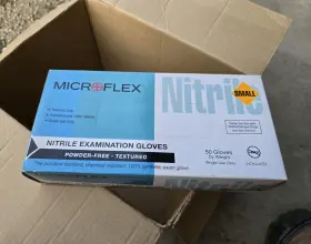 N891 ANSELL/MICROFLEX Box Powder Nitrile Exam Gloves Cuff