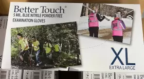 825.5 BETTER TOUCH Nitrile Examination Gloves Mil Powder