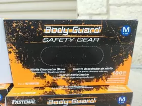 921980126 BODY GUARD Nitrile Disposable Gloves Mil #2