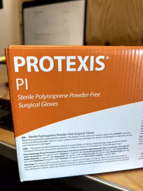 2D72PL65X CARDINAL Protexis Pi Surgical Gloves #3