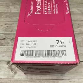 2D72N75X CARDINAL HEALTH Box Protexis Latex Classic Surgical #3