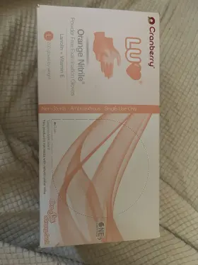 3338 CRANBERRY Luv Tangerine Nitrile Exam Gloves Powder