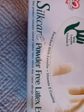5815 CRANBERRY Sigma Powder Latex Exam Gloves #2