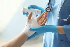 555123603269 CRANBERRY USA Contour Nitrile Powder Exam Gloves #3