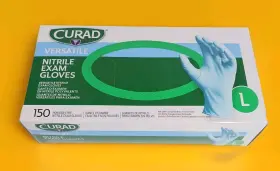 CC012291490 CURAD Versatile Nitrile Exam Gloves