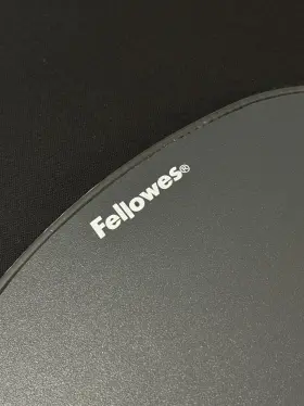 9112101 FELLOWES Gel Crystals Mouse Pad Wrist Rest