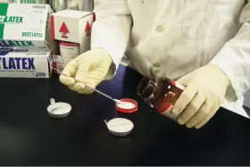 5005PFS Latex Glove Rolled Cuff Powder Mils #2