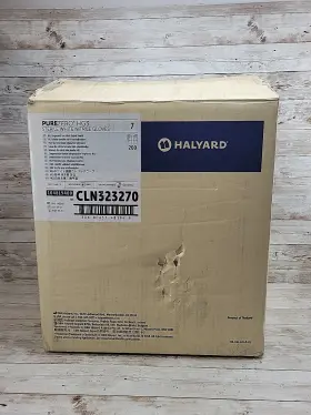 CLN323270 HALYARD Purezero Nitrile Gloves Sterile