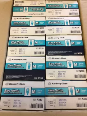 N330 KIMBERLY-CLARK Nitrile Powder Exam Gloves
