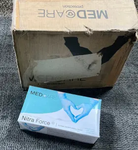 9240924 MEDCARE Nitra Force Synthetic Nitrile Glove