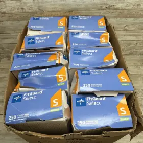 FG2601 MEDLINE Fitguard Select Nitrile Exam Gloves Dented