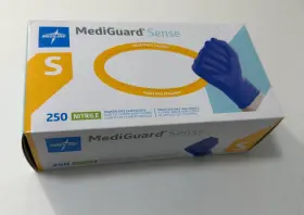 MG7584 MEDLINE Mediguard Sense Powder Nitrile Exam Gloves