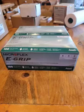 L972 MICROFLEX Grip Natural Latex Gloves #3
