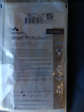 42190 MOLNLYCKE Biogel Pi Ultratouch Polyisoprene Surgical