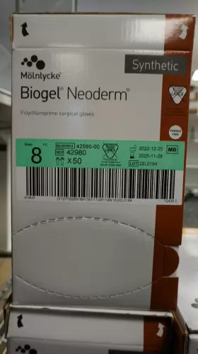 42980 MOLNLYCKE Biogel Neoderm Glove Box