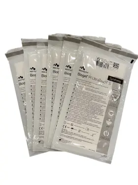 45565 MOLNLYCKE Biogel Pi Ultratouch Disposable Gloves
