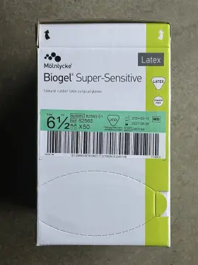 82565 MOLNLYCKE Biogel Sensitive Latex Surgical Gloves