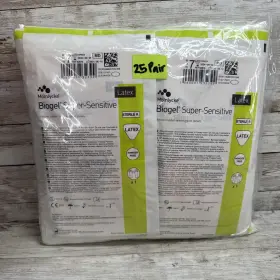 82570 MOLNLYCKE Biogel Latex Sensitive Surgical Gloves