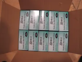 394405M NOBLE Powder Disposable Gloves