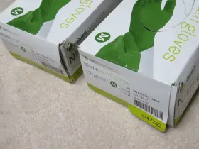 47742 QUEST Diagnostics Nitrile Exam Gloves Total Box #3