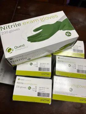 47744 QUEST Diagnostics Nitrile Exam Gloves Box