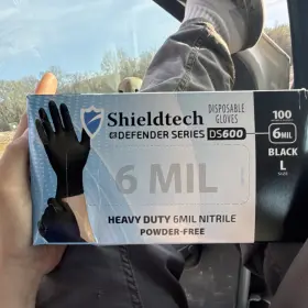 1665-1782 SHIELDTECH Defender Nitrile Powder Gloves