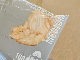 P2132 THE SAFETY ZONE Latex Powder Poly Preminum Gloves #2