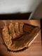Early 1940's Spalding 1044  RIGHT GLOVE Licensed Under U.S. Pat. No. 2.231.204